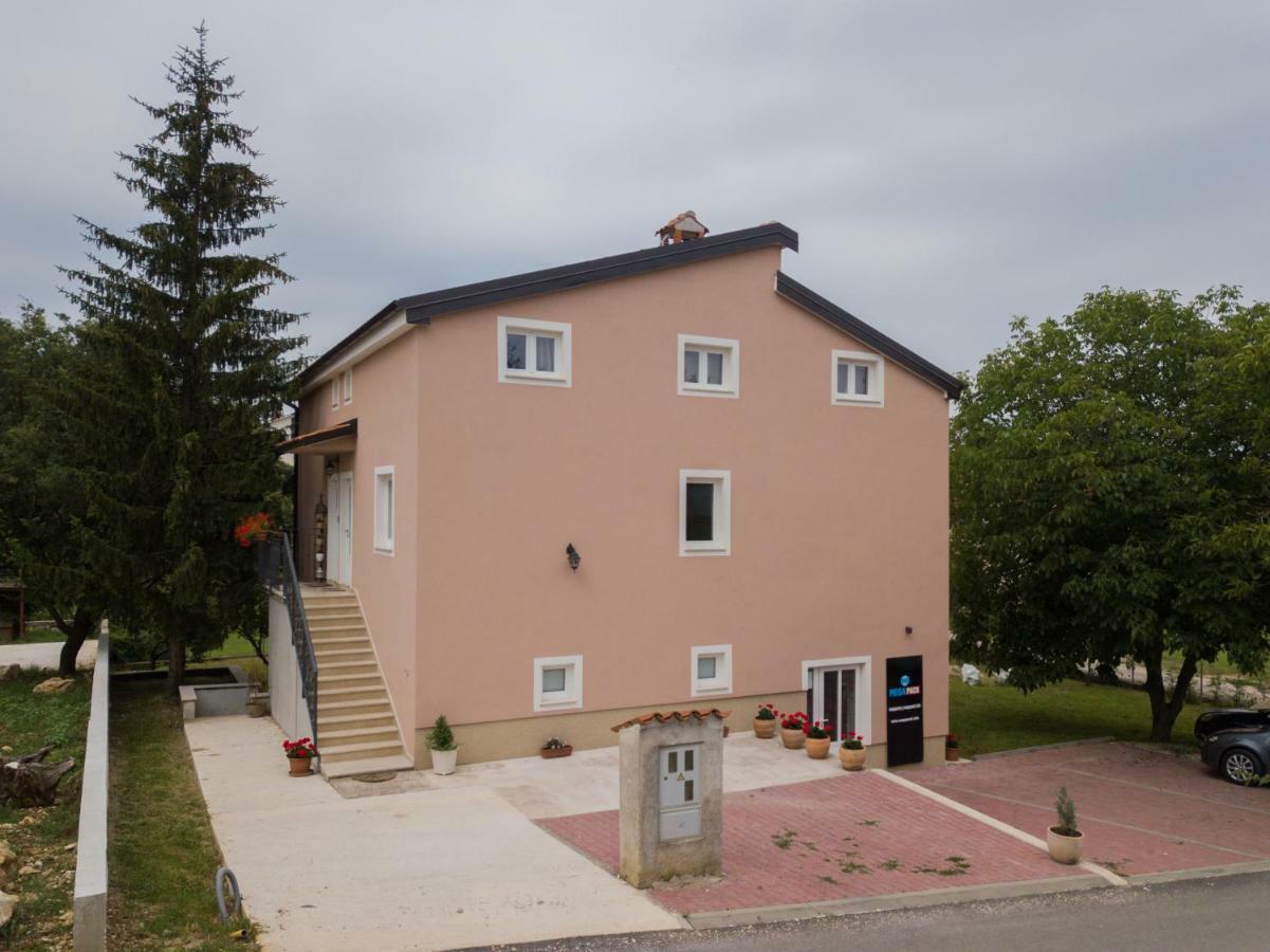 Apartmán Middle Istra Pazin Exteriér fotografie